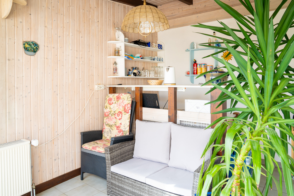 Kleine Kaffeebar im Obergeschoss