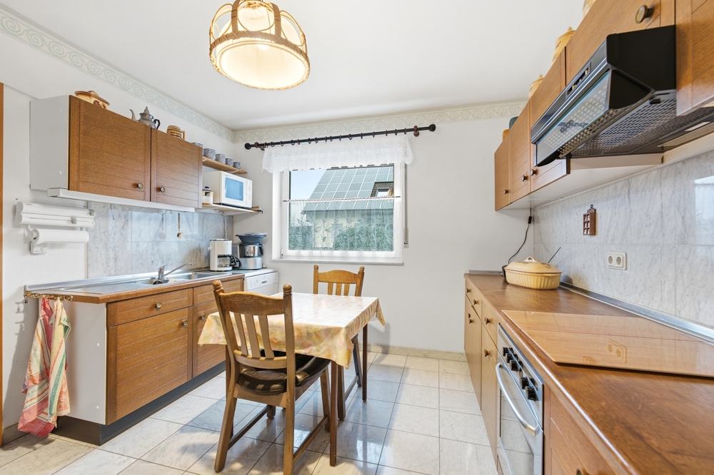 Küche mit Sitzbereich