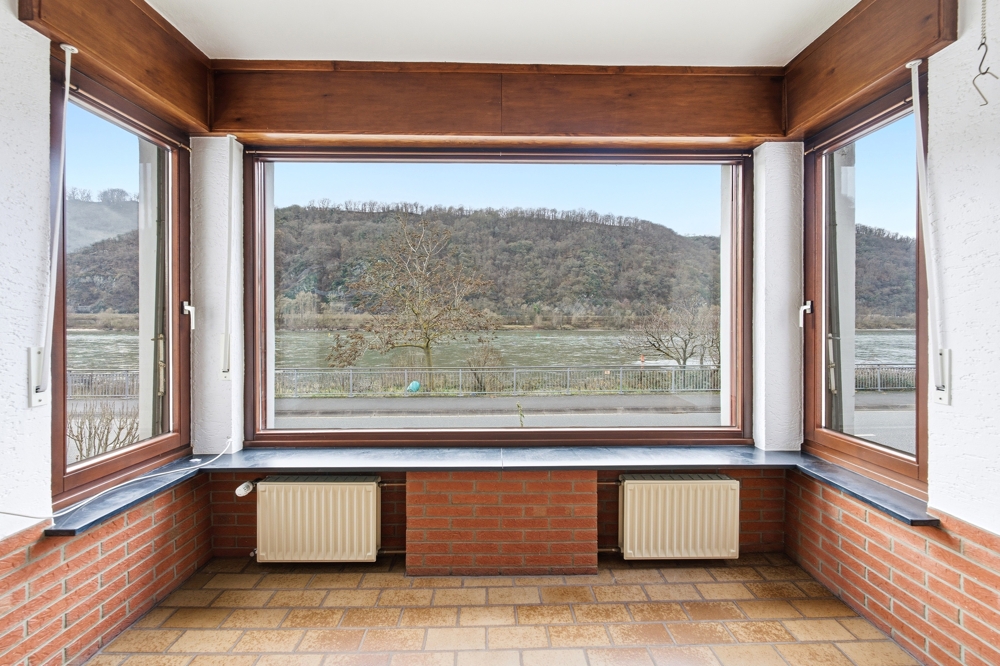 Erker mit Rheinblick