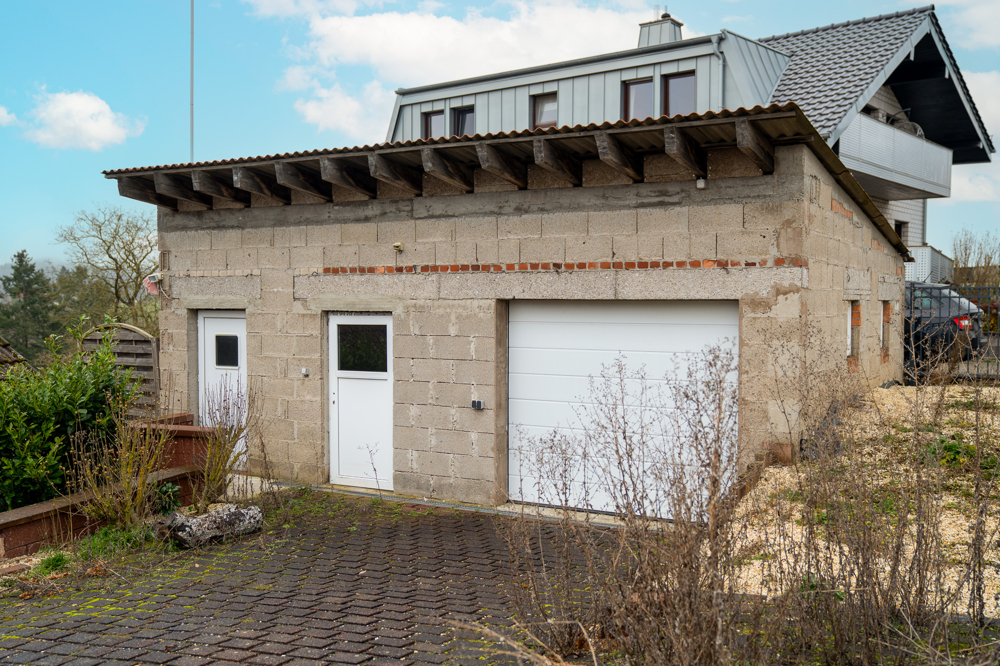 Garage und Geräteraum