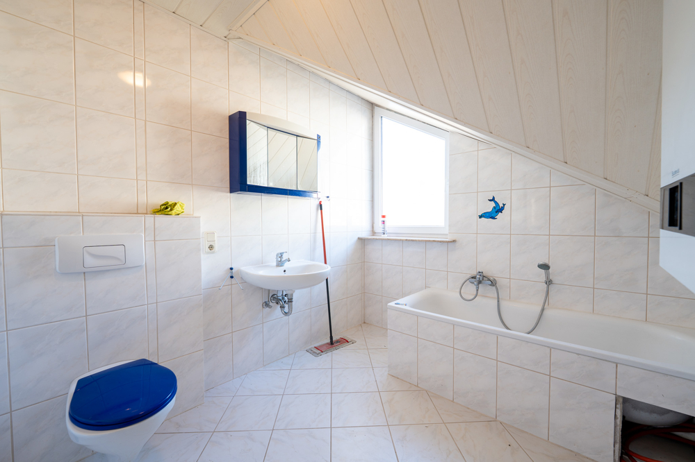 Badezimmer im Dachgeschoss