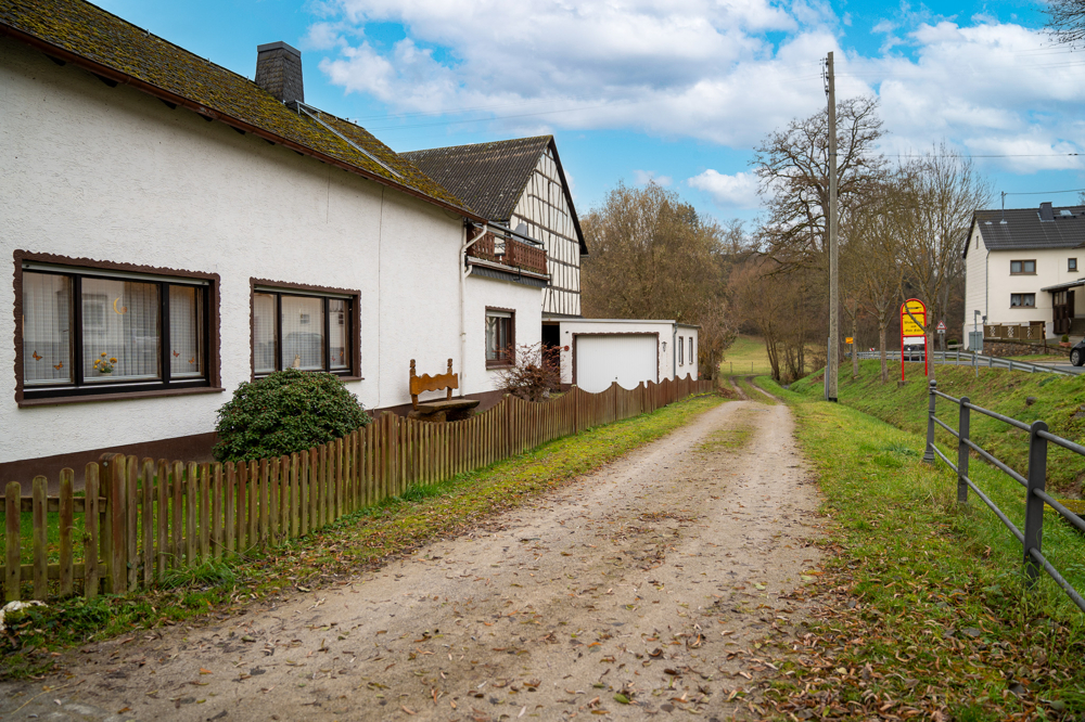 Direkter Zugang zu Wiesen und Wäldern