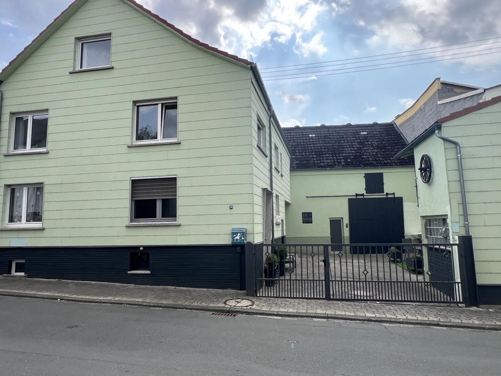 Straßenansicht