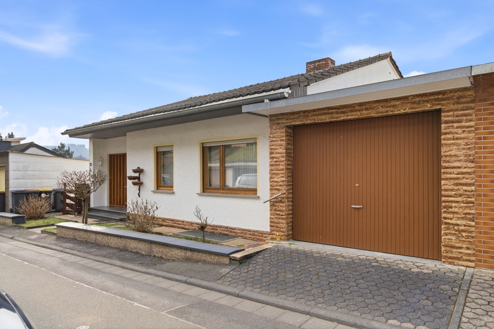 Straßenansicht