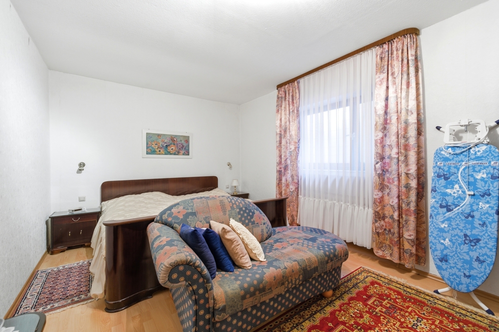 Schlafzimmer 3