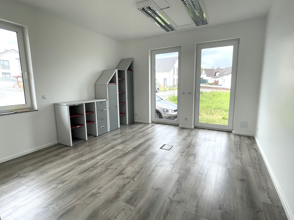 Büro 1