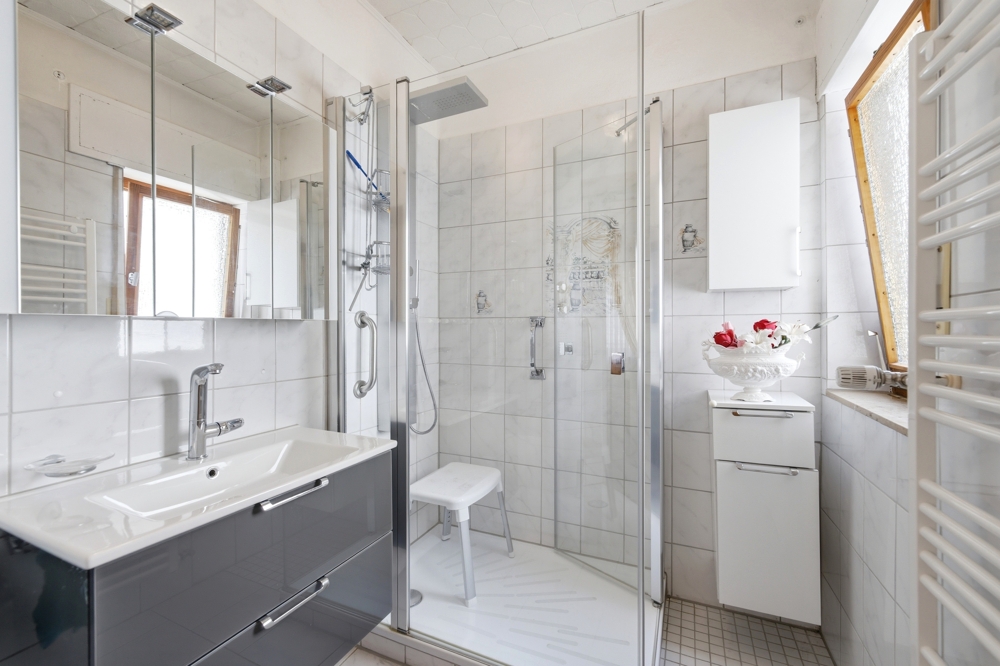 Badezimmer 1