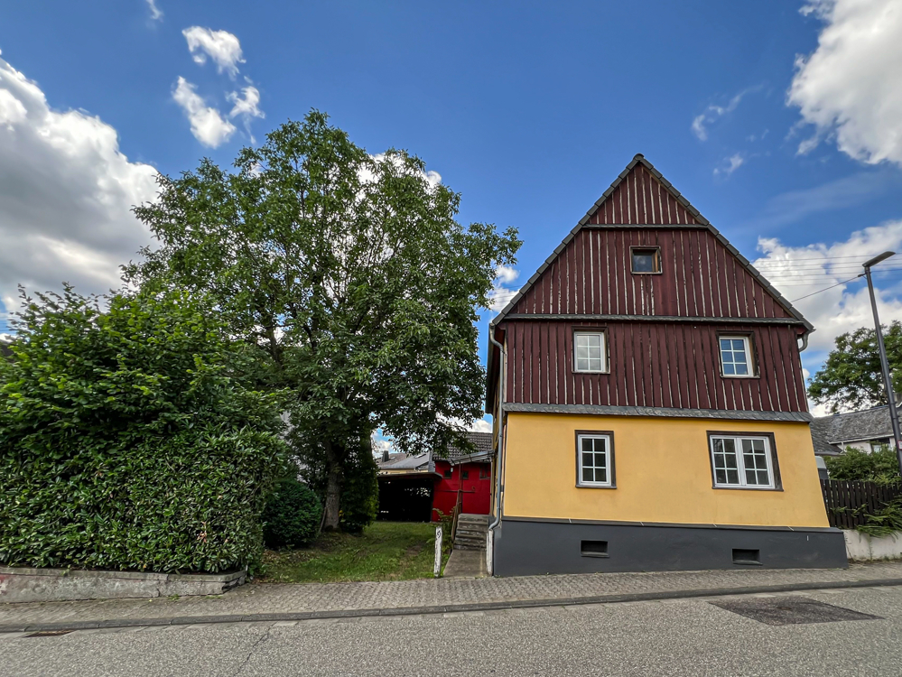 Straßenansicht