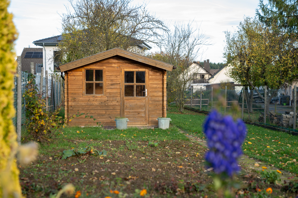 Nutzgarten mit Gartenhaus und viel Platz