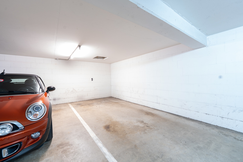 Tiefgaragenstellplatz