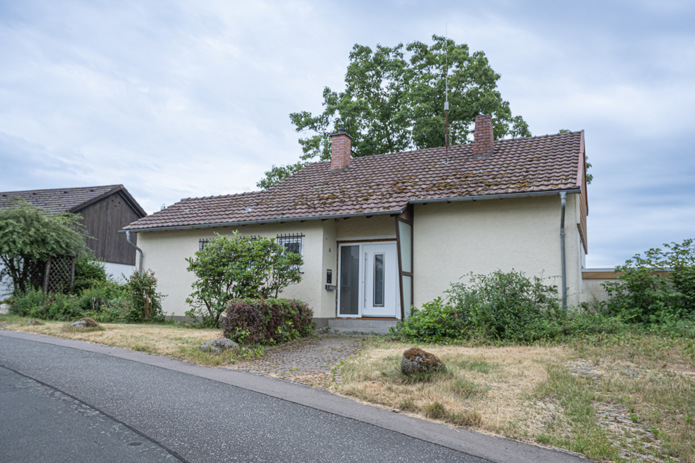 Straßenansicht