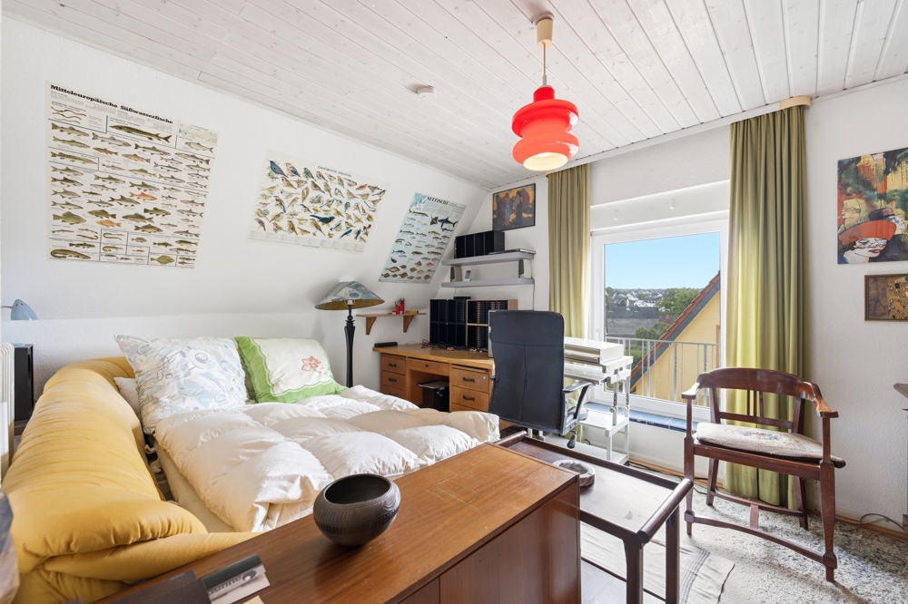 Schlafzimmer 1