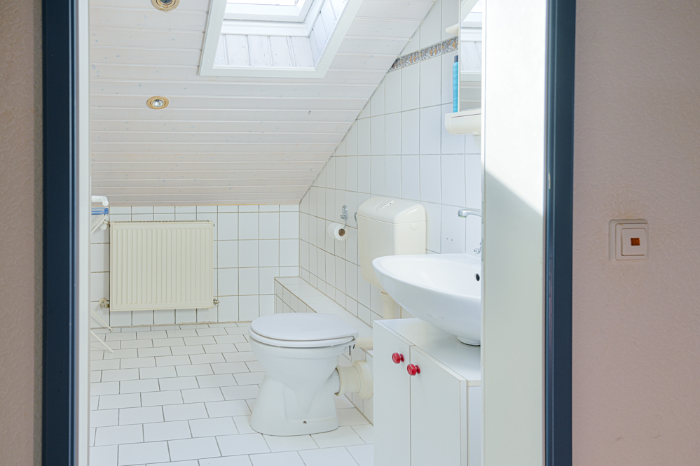 Dachgeschoss Duschbad