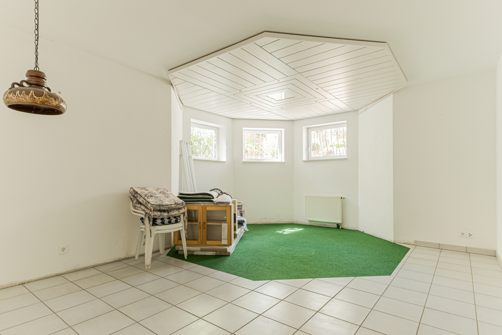 teilausgebauter Kellerraum