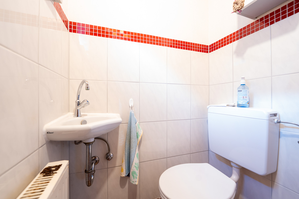 Gäste-WC im Erdgeschoss