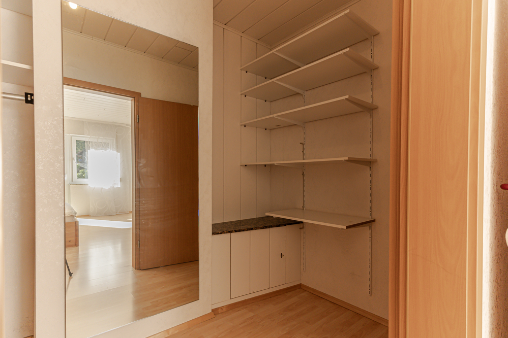 begehbarer Kleiderschrank