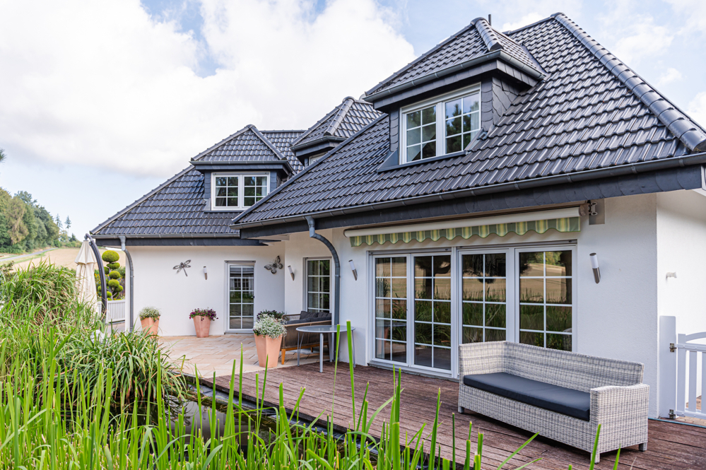 Hausansicht vom Garten